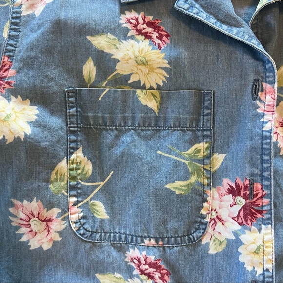 Liz Claiborne Short Sleeve Floral Top Medium - Picture 2 of 7